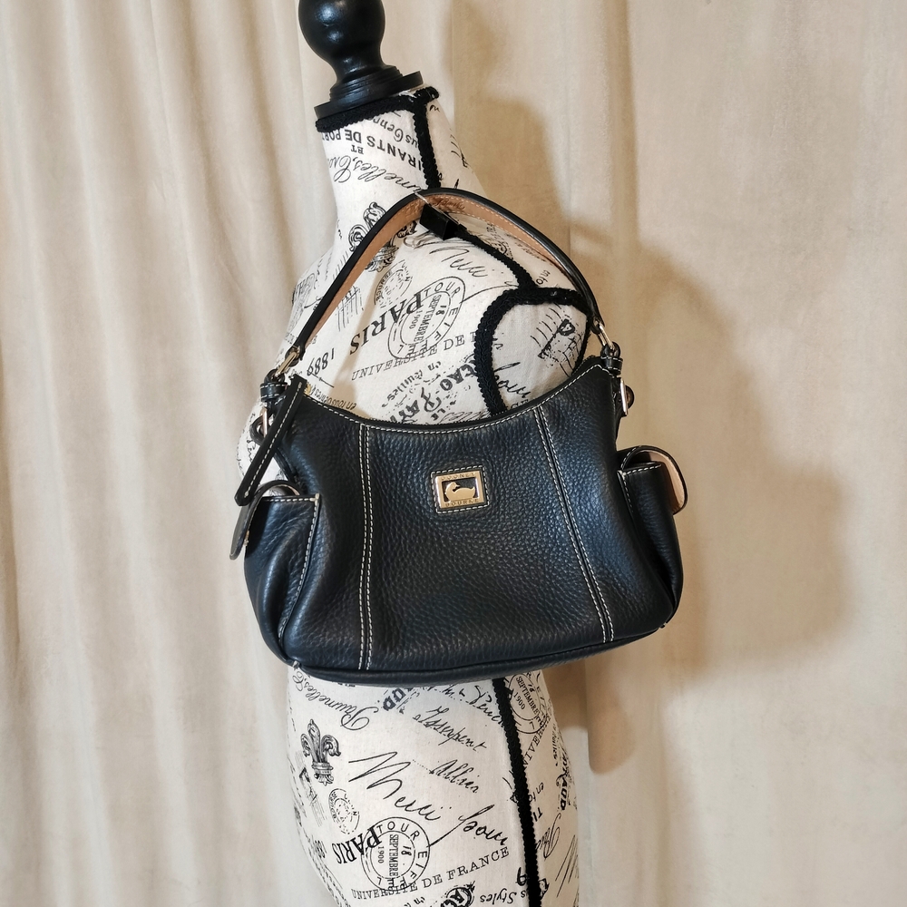 Vintage! Dooney & Bourke Black Pebble Leather Hobo Bag Pristine Condition!